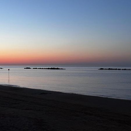 Le Ortensie In Centro E Vicino Al Mare Pescara Exterior foto