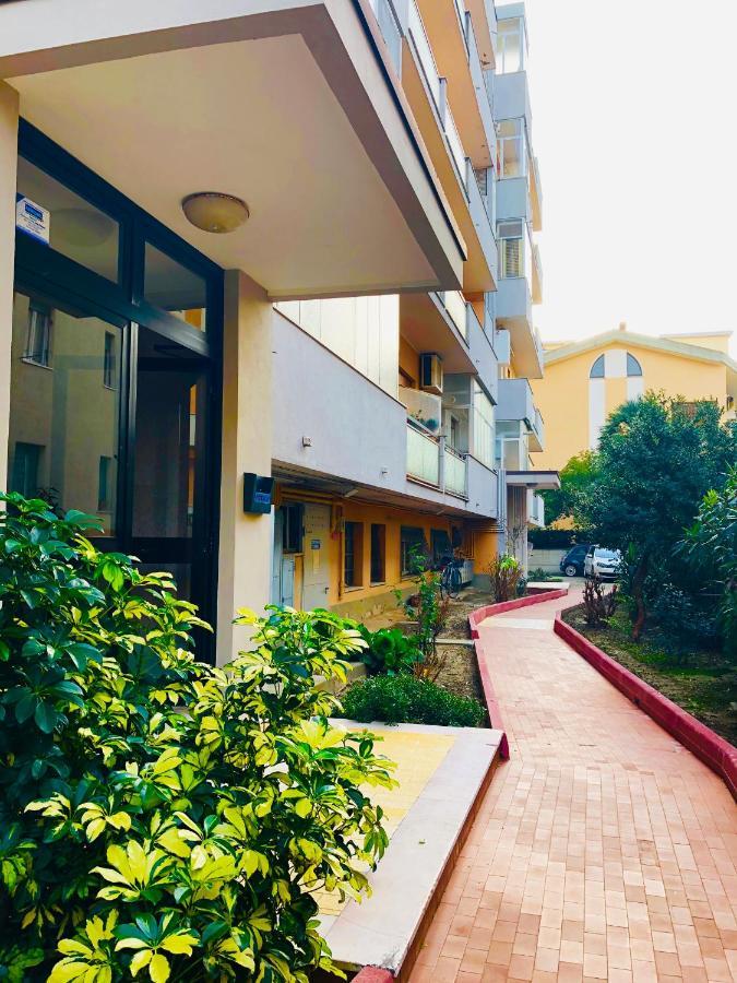 Le Ortensie In Centro E Vicino Al Mare Pescara Exterior foto